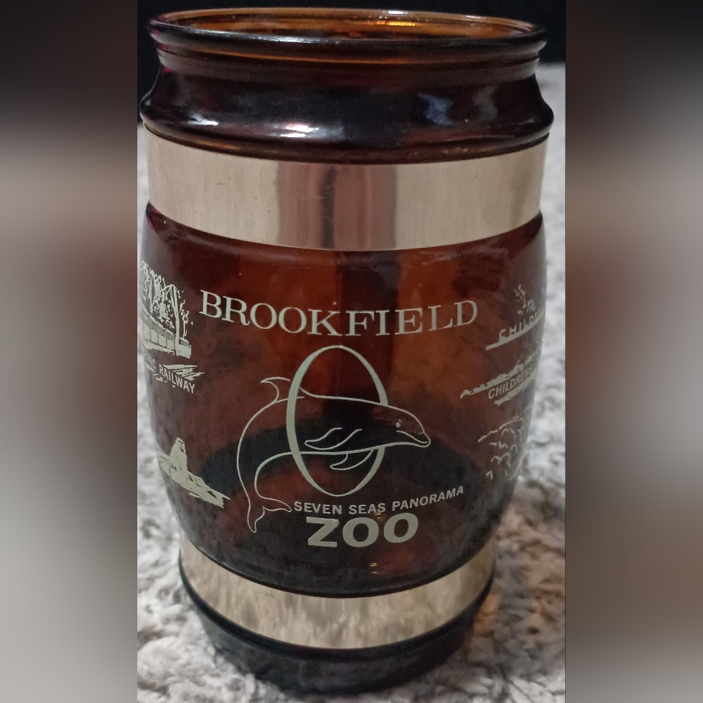 Brookfield Seven Seas Panorama Zoo Amber Glass Mug Stein Wooden Handle History